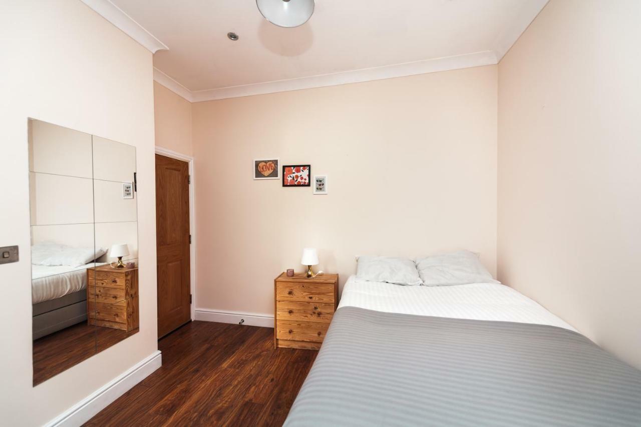Private En-Suite Room @ Liverpool Street, Brick Ln Londres Exterior foto